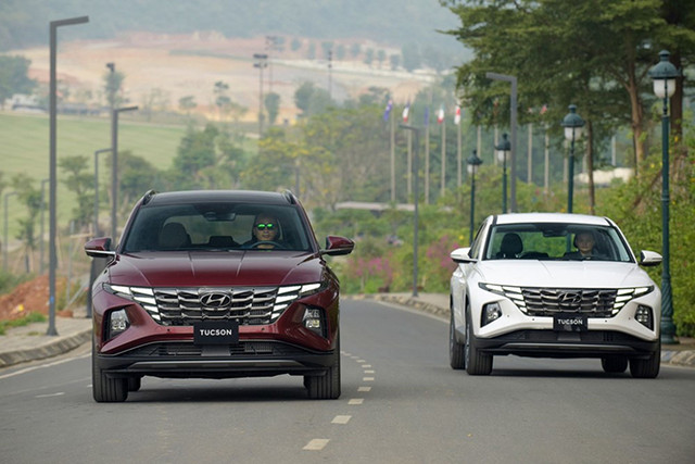 Chi 120 triệu tiền 'lạc' mới có Hyundai Tucson 2022 liền tay - Hình 2 Chi 120 trieu tien 'lac' moi co Hyundai Tucson 2022 lien tay-Hinh-2