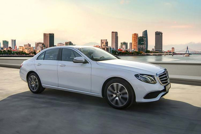 Mercedes-Benz E200 Exclusive hơn 2,2 tỷ vừa về Việt Nam có gì thu hút? - Hình 12 Mercedes-Benz E200 Exclusive hon 2,2 ty vua ve Viet Nam co gi thu hut?-Hinh-12
