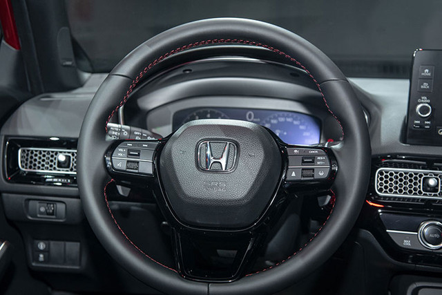 Honda Civic 2022 được giảm 20 triệu đồng tại đại lý khi vừa ra mắt ở Việt Nam - Hình 2 Honda Civic 2022 duoc giam 20 trieu dong tai dai ly khi vua ra mat o Viet Nam-Hinh-2