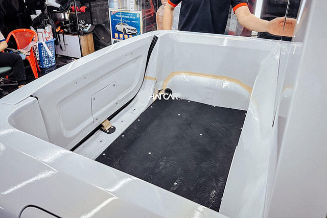 VinFast VF3 độ bán tải đặc biệt chưa đến 100 triệu hút dân chơi - Hình 5 VinFast VF3 do ban tai dac biet chua den 100 trieu hut dan choi-Hinh-5