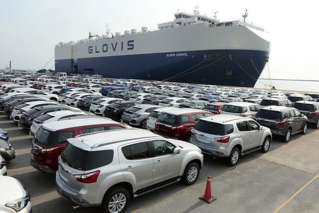 Loạt ôtô nhập khẩu đang đại hạ giá tại Việt Nam Loat oto nhap khau dang dai ha gia tai Viet Nam