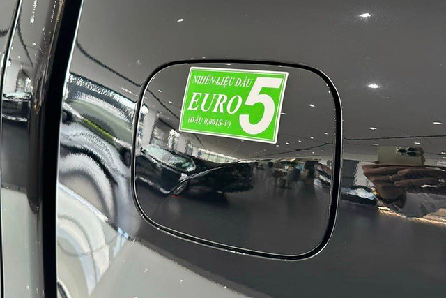 Toyota Việt Nam hé lộ các thông tin về mẫu bán tải Hilux 2024 - Hình 4 Toyota Viet Nam he lo cac thong tin ve mau ban tai Hilux 2024-Hinh-4