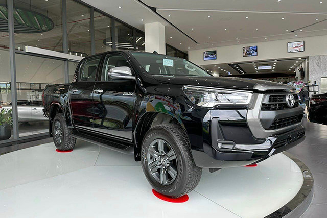 Toyota Việt Nam hé lộ các thông tin về mẫu bán tải Hilux 2024 Toyota Viet Nam he lo cac thong tin ve mau ban tai Hilux 2024