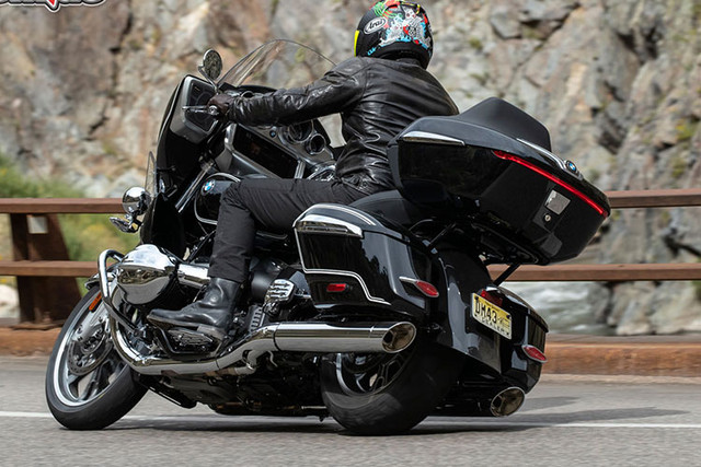 Cặp đôi BMW R18 2023 giá từ 1,3 tỷ đồng - Hình 13 Cap doi BMW R18 2023 gia tu 1,3 ty dong-Hinh-13