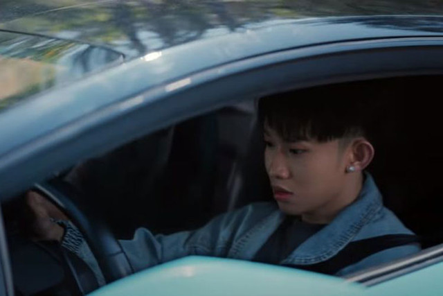 Sơn Tùng M-TP thuê Lamborghini 20 tỷ quay MV mới cho Kay Trần - Hình 4 Son Tung M-TP thue Lamborghini 20 ty quay MV moi cho Kay Tran-Hinh-4
