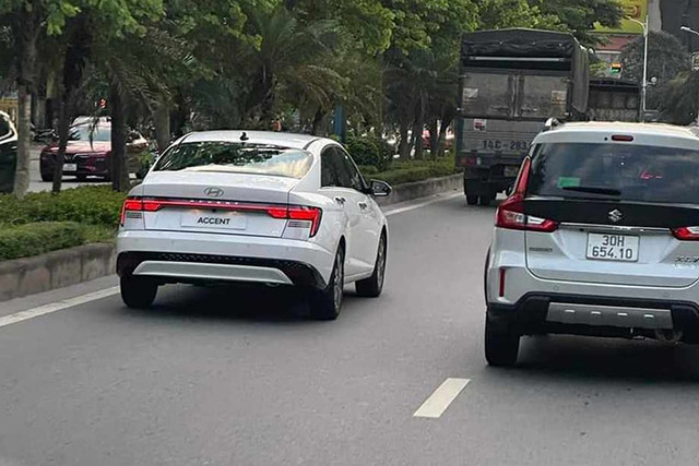 Hyundai Accent 2024 có thể sẽ ra mắt tại Việt Nam vào cuối tháng 6 - Hình 2 Hyundai Accent 2024 co the se ra mat tai Viet Nam vao cuoi thang 6-Hinh-2