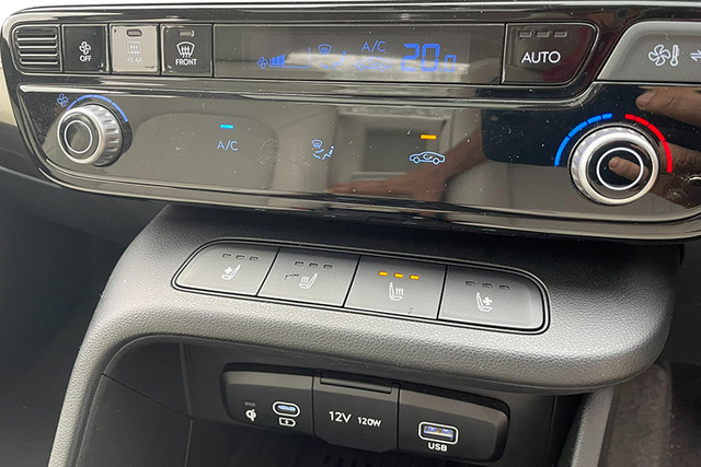Hyundai Accent 2024 có thể sẽ ra mắt tại Việt Nam vào cuối tháng 6 - Hình 7 Hyundai Accent 2024 co the se ra mat tai Viet Nam vao cuoi thang 6-Hinh-7