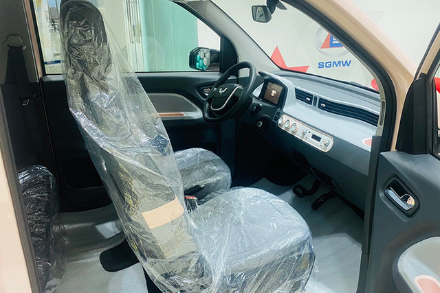 Dù chỉ còn 189 triệu, nhưng Wuling Hongguang Mini EV vẫn khó cạnh tranh - Hình 7 Du chi con 189 trieu, nhung Wuling Hongguang Mini EV van kho canh tranh-Hinh-7