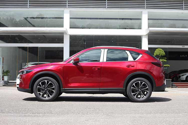 Mazda CX-5 2023 chạy lướt bán chỉ hơn 700 triệu đồng - Hình 10 Mazda CX-5 2023 chay luot ban chi hon 700 trieu dong-Hinh-10