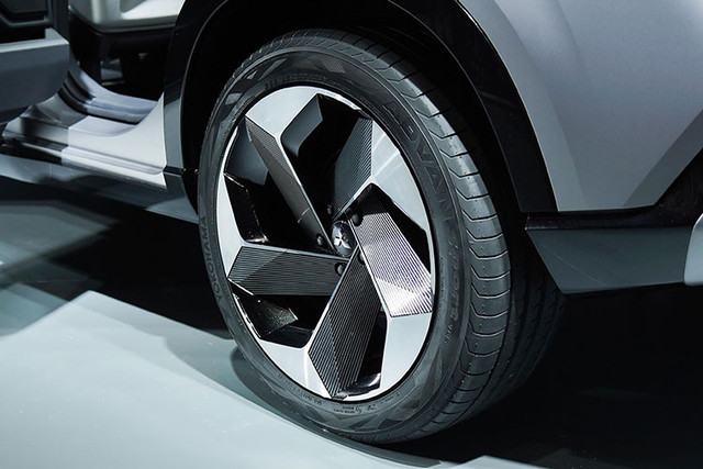 Chi tiết bản ý tưởng SUV hạng B Mitsubishi XFC Concept - Hình 6 Chi tiet ban y tuong SUV hang B Mitsubishi XFC Concept-Hinh-6