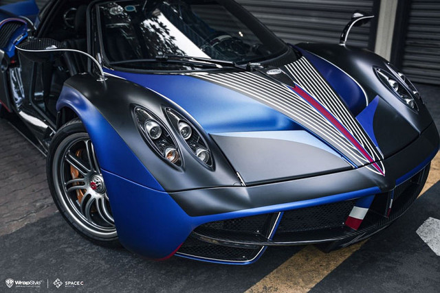 Ngắm hypercar Pagani Huayra của Minh Nhựa mà Cường Đô la “gạ” mua hơn 80 tỷ - Hình 4 Ngam hypercar Pagani Huayra cua Minh Nhua ma Cuong Do la “ga” mua hon 80 ty-Hinh-4