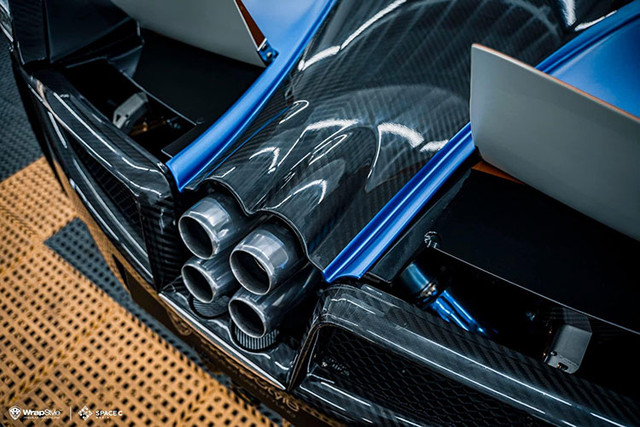 Ngắm hypercar Pagani Huayra của Minh Nhựa mà Cường Đô la “gạ” mua hơn 80 tỷ - Hình 5 Ngam hypercar Pagani Huayra cua Minh Nhua ma Cuong Do la “ga” mua hon 80 ty-Hinh-5