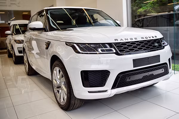 BMW, Jaguar Land Rover, Mercedes-Benz 'ha gia' khung cuoi thang 6/2020-Hinh-2