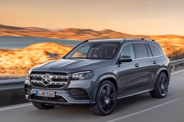 Vi sao trieu hoi gan 13.000 xe Mercedes-Benz?