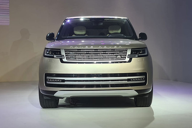 Vi sao xe sang Range Rover 2022 chuc ty dong van bi che?