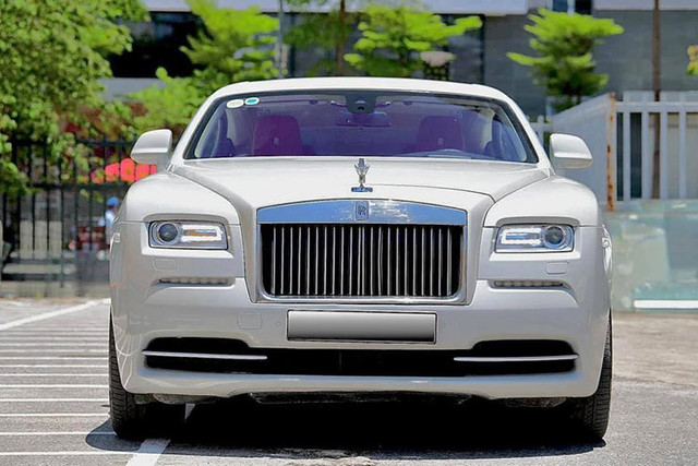 Đại gia Hà Nội bán Rolls-Royce Wraith giảm 8 tỷ dù mới chạy 6 năm - Hình 3 Dai gia Ha Noi ban Rolls-Royce Wraith giam 8 ty du moi chay 6 nam-Hinh-3
