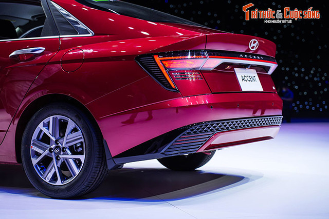 Chi tiết Hyundai Accent 2024 chỉ từ 439 triệu đồng - Hình 4 Chi tiet Hyundai Accent 2024 chi tu 439 trieu dong-Hinh-4