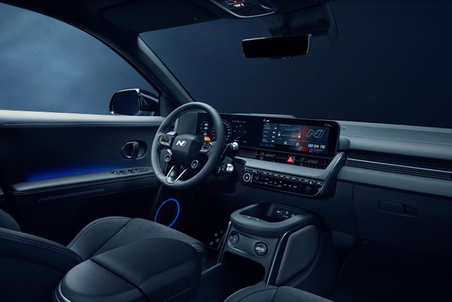 Xe điện Hyundai Ioniq 5 N “Drift King” ra mắt - Hình 7 Xe dien Hyundai Ioniq 5 N “Drift King” ra mat-Hinh-7