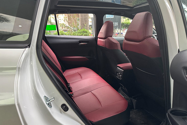 Chi tiết Toyota Corolla Cross 2024 giá từ 820 triệu - Hình 8 Chi tiet Toyota Corolla Cross 2024 gia tu 820 trieu-Hinh-8