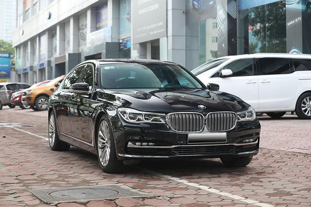 Chạy 4 năm, BMW 730Li tại Việt Nam giảm tới 2 tỷ đồng Chay 4 nam, BMW 730Li tai Viet Nam giam toi 2 ty dong