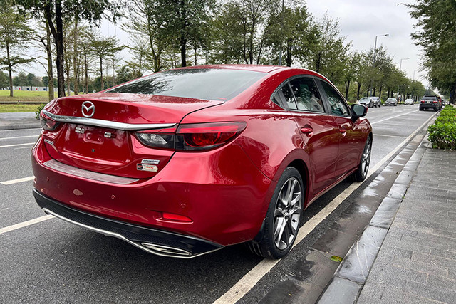 Trong tầm giá 400-600 triệu đồng có nên mua Mazda6 2018 cũ - Hình 3 Trong tam gia 400-600 trieu dong co nen mua Mazda6 2018 cu-Hinh-3