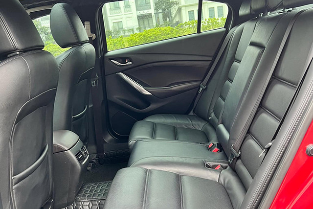 Trong tầm giá 400-600 triệu đồng có nên mua Mazda6 2018 cũ - Hình 7 Trong tam gia 400-600 trieu dong co nen mua Mazda6 2018 cu-Hinh-7