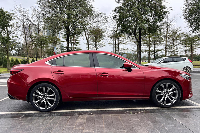 Trong tầm giá 400-600 triệu đồng có nên mua Mazda6 2018 cũ - Hình 2 Trong tam gia 400-600 trieu dong co nen mua Mazda6 2018 cu-Hinh-2