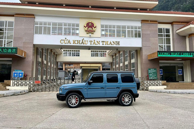 Mercedes-AMG G63 hơn 10 tỷ của Cường Đô La lại về quê vợ Mercedes-AMG G63 hon 10 ty cua Cuong Do La lai ve que vo