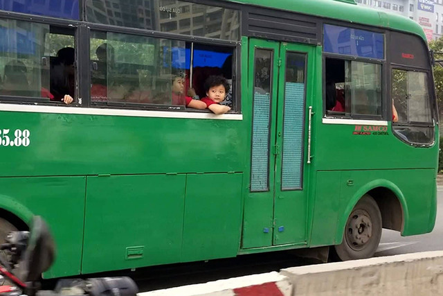 Chở con trẻ trên ô tô cần chú ý những gì? - Hình 2 Cho con tre tren o to can chu y nhung gi?-Hinh-2
