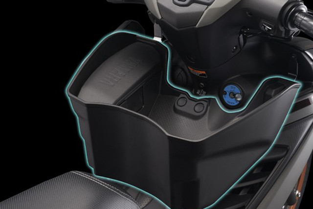 Yamaha 135LC Fi 2025 co gi hap dan ma gia 47 trieu dong?-Hinh-5