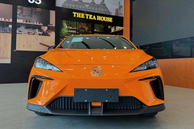 Mẫu ôtô điện MG4 EV 2024 đã có mặt tại các đại lý của MG ở Việt Nam - Hình 3 Mau oto dien MG4 EV 2024 da co mat tai cac dai ly cua MG o Viet Nam-Hinh-3