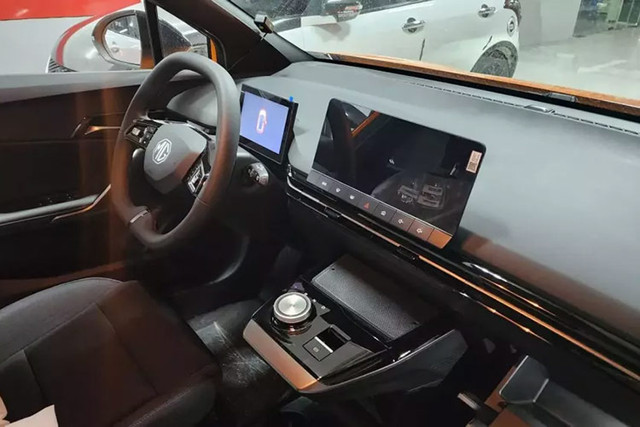 Mẫu ôtô điện MG4 EV 2024 đã có mặt tại các đại lý của MG ở Việt Nam - Hình 10 Mau oto dien MG4 EV 2024 da co mat tai cac dai ly cua MG o Viet Nam-Hinh-10