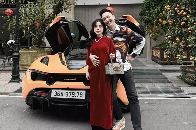Cận cảnh McLaren 720S biển 36A-979.79 giá gần 1 tỷ của Huấn hoa hồng - Hình 2 Can canh McLaren 720S bien 36A-979.79 gia gan 1 ty cua Huan hoa hong-Hinh-2