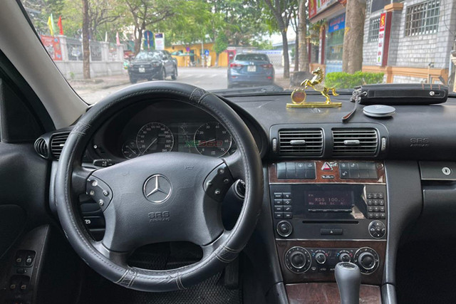 Nguoi moi lai nen mua cac o to co gia tam 100 trieu dong nay-Hinh-11