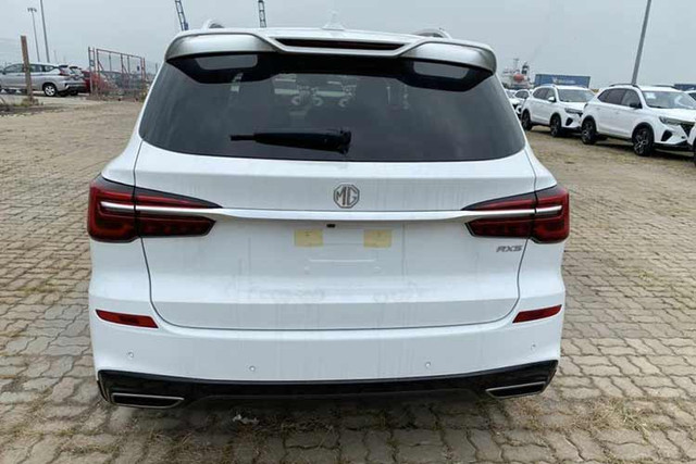 Chi tiết SUV cỡ C - MG RX5 1.5T STD có giá từ 699 triệu đồng - Hình 2 Chi tiet SUV co C - MG RX5 1.5T STD co gia tu 699 trieu dong-Hinh-2