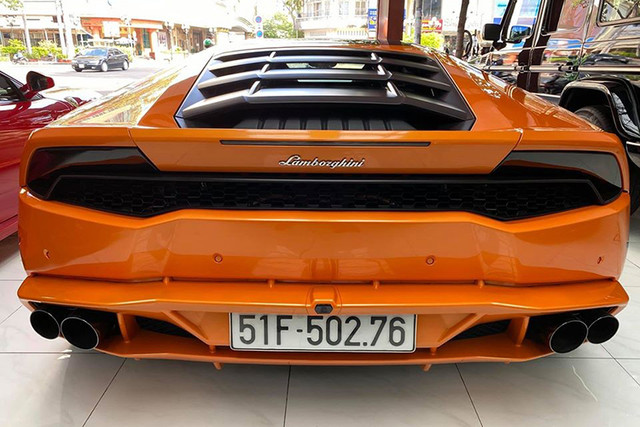 Đại gia bán Lamborghini Huracan gần 10 tỷ ở Bình Dương - Hình 3 Dai gia ban Lamborghini Huracan gan 10 ty o Binh Duong-Hinh-3