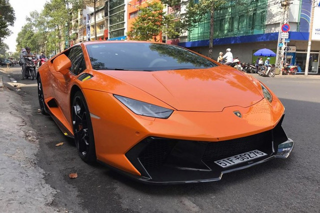 Đại gia bán Lamborghini Huracan gần 10 tỷ ở Bình Dương - Hình 8 Dai gia ban Lamborghini Huracan gan 10 ty o Binh Duong-Hinh-8