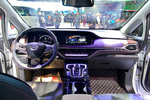 Đối thủ Toyota Innova Cross giá từ 699 triệu tại Việt Nam - Hình 6 Doi thu Toyota Innova Cross gia tu 699 trieu tai Viet Nam-Hinh-6