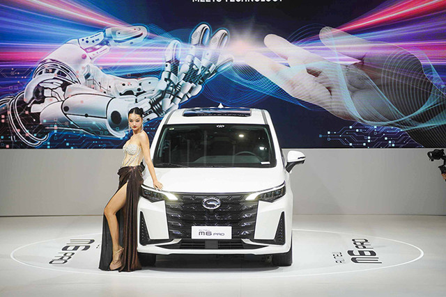 Đối thủ Toyota Innova Cross giá từ 699 triệu tại Việt Nam - Hình 2 Doi thu Toyota Innova Cross gia tu 699 trieu tai Viet Nam-Hinh-2