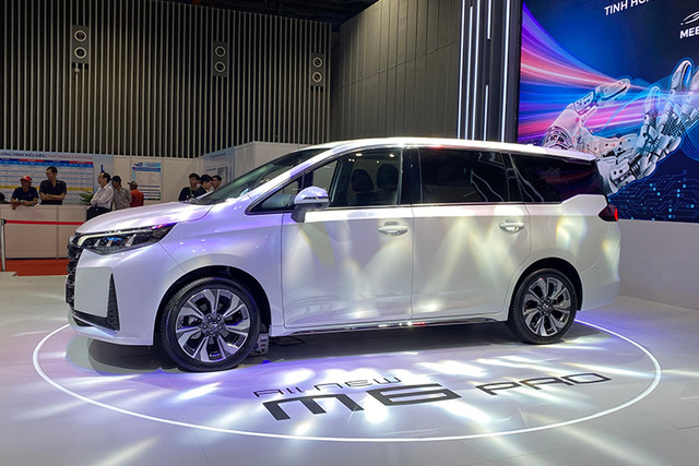 Đối thủ Toyota Innova Cross giá từ 699 triệu tại Việt Nam - Hình 10 Doi thu Toyota Innova Cross gia tu 699 trieu tai Viet Nam-Hinh-10