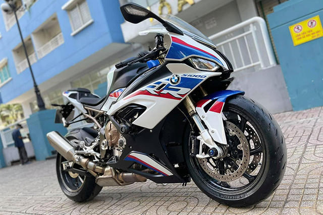 Can canh BMW S1000RR 2020 