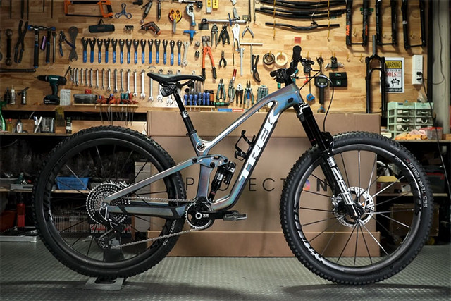 Chi tiết xe đạp có giá hơn nửa tỷ đồng của Cường đô la - Hình 7 Chi tiet xe dap co gia hon nua ty dong cua Cuong do la-Hinh-7