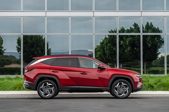 Hyundai Thanh Cong Viet Nam dieu chinh gia ban le SUV Hyundai Tucson-Hinh-2