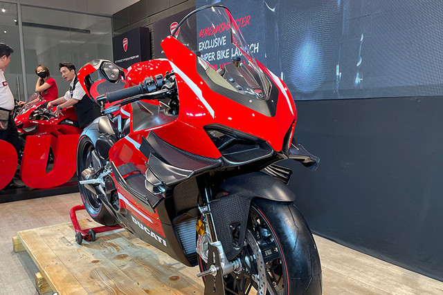 Dai gia Minh Nhua chi 6 ty de mua Ducati Superleggera V4-Hinh-10