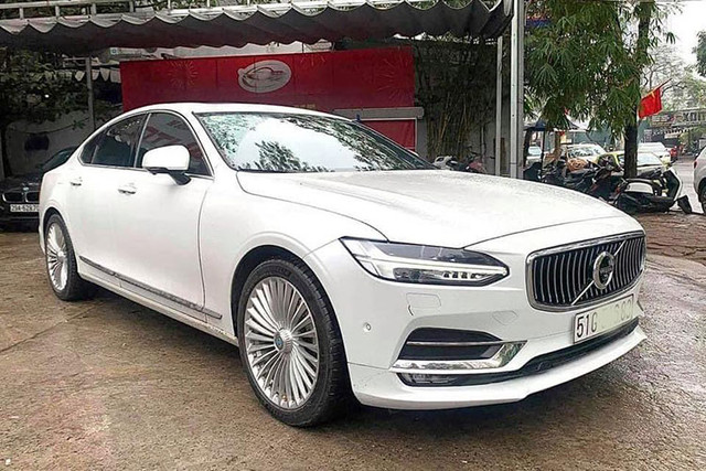 Xe sang Volvo S90 Inscription chạy 4 năm lỗ 1 tỷ Xe sang Volvo S90 Inscription chay 4 nam lo 1 ty
