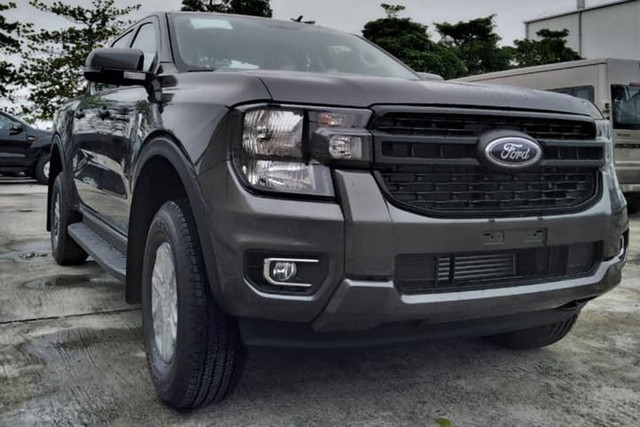 Ford Ranger 2022 lộ diện tại Việt Nam - Hình 2 Ford Ranger 2022 lo dien tai Viet Nam-Hinh-2