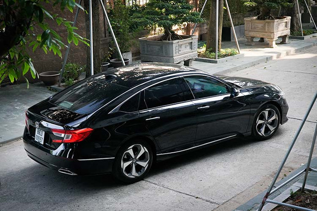 Cận cảnh Honda Accord 2019 hơn 1,3 tỷ đồng tại Việt Nam - Hình 16 Can canh Honda Accord 2019 hon 1,3 ty dong tai Viet Nam-Hinh-16