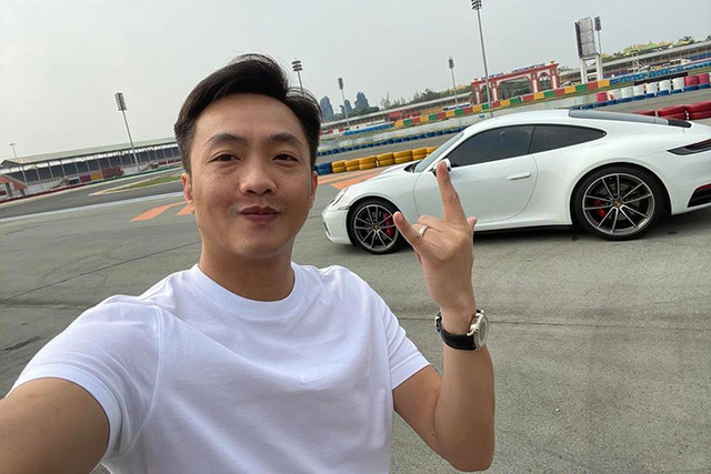 Cường Đô La cầm lái siêu xe nào nhiều nhất? Cuong Do La cam lai sieu xe nao nhieu nhat?