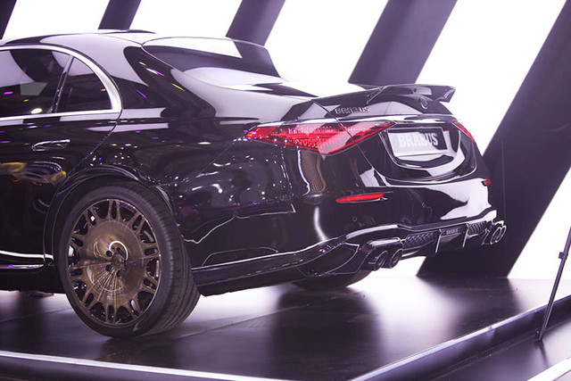 Chi tiết xe sang đắt đỏ của Brabus tại triển lãm VMS 2022 - Hình 7 Chi tiet xe sang dat do cua Brabus tai trien lam VMS 2022-Hinh-7