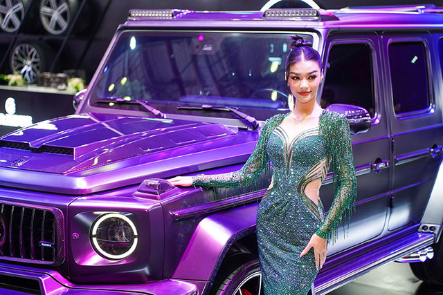 Chi tiết xe sang đắt đỏ của Brabus tại triển lãm VMS 2022 - Hình 3 Chi tiet xe sang dat do cua Brabus tai trien lam VMS 2022-Hinh-3
